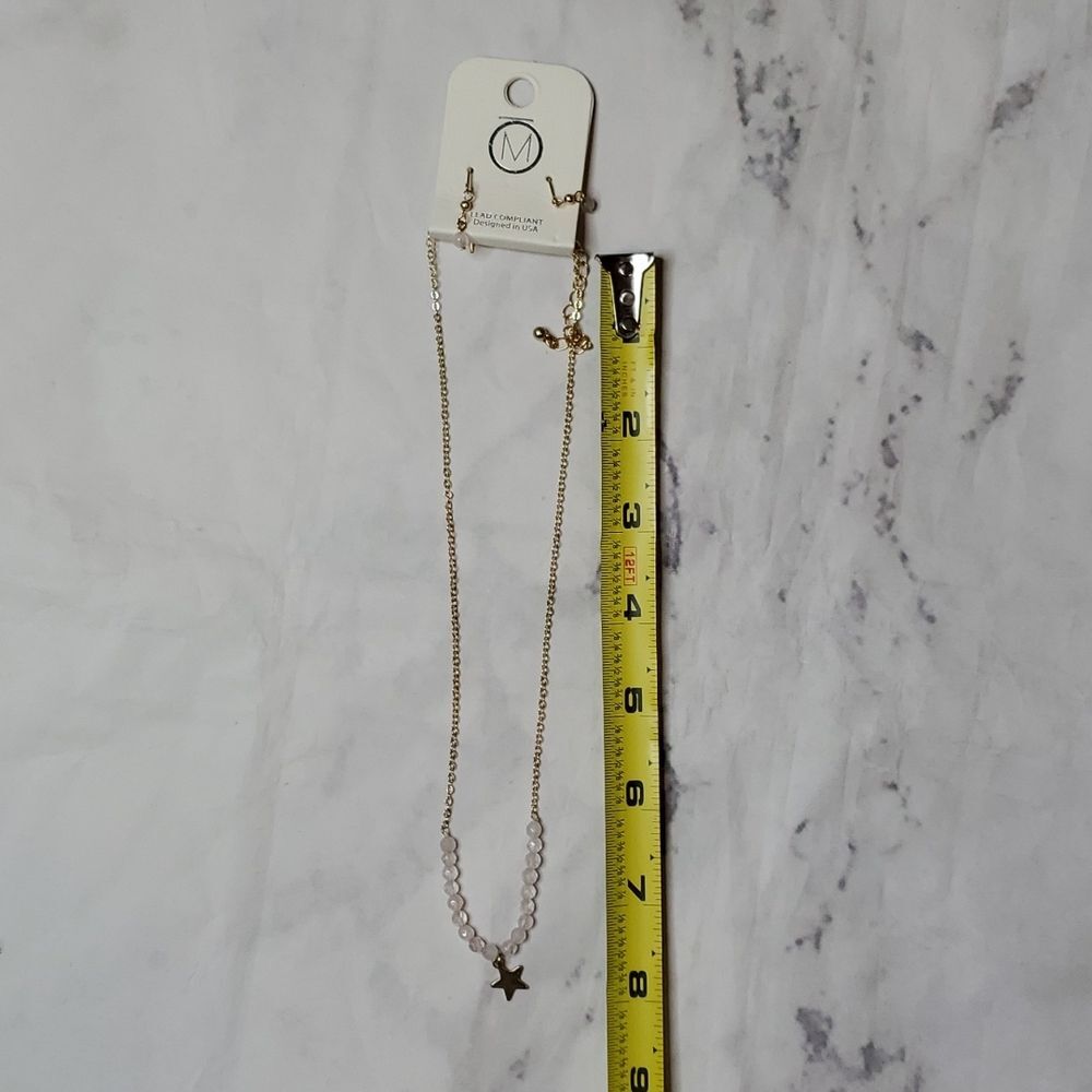 Gold Star Beaded Necklace - Picture 2 of 4